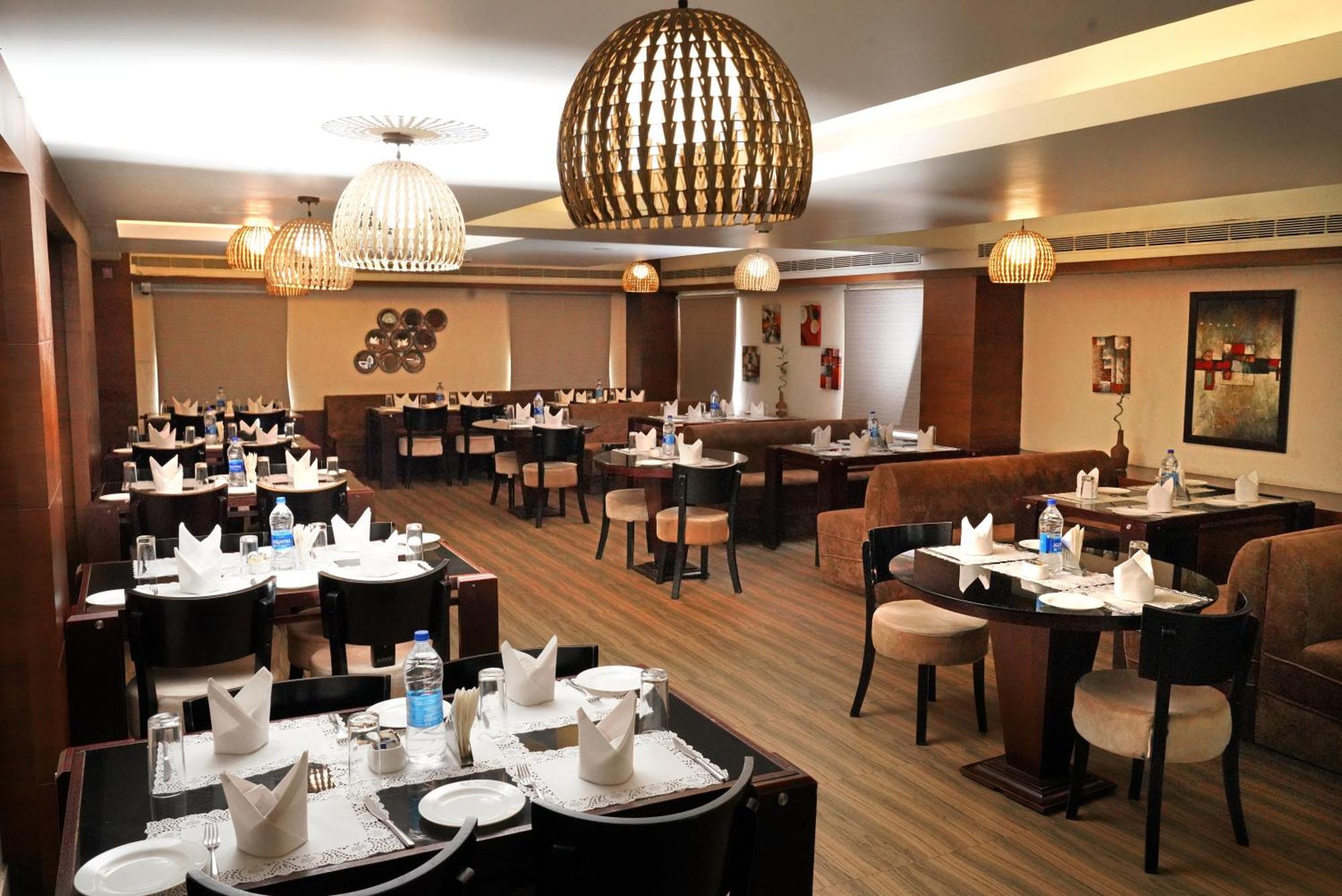 Kga Elite Continental 4* Tiruvalla