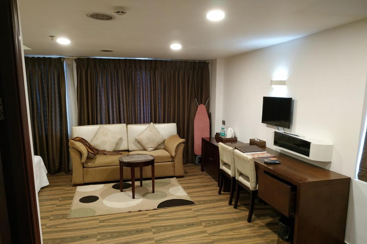 Hotel Kga Elite Continental Tiruvalla