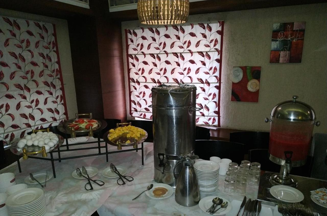 Kga Elite Continental Hotel