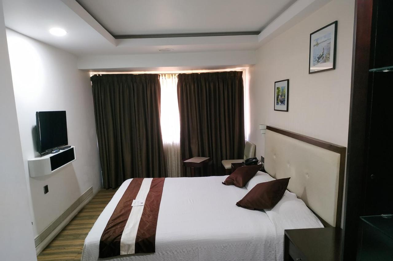 Hotel Kga Elite Continental Tiruvalla